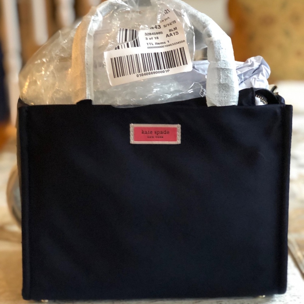 ♠️ NWOT Kate Spade medium Sam nylon satchel